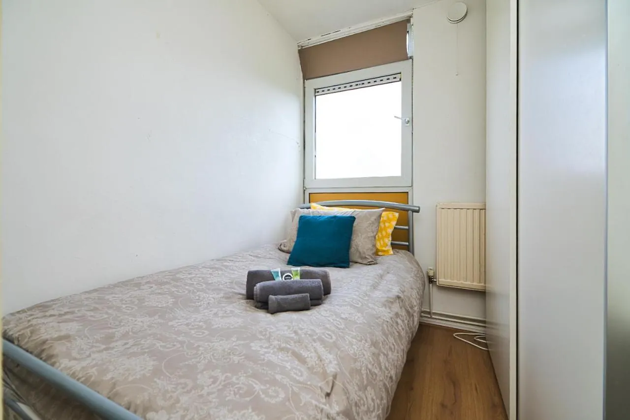 City Beautiful Single Bedroom London